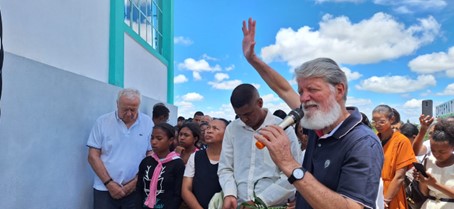 Inauguration of a University Library at Akamasoa